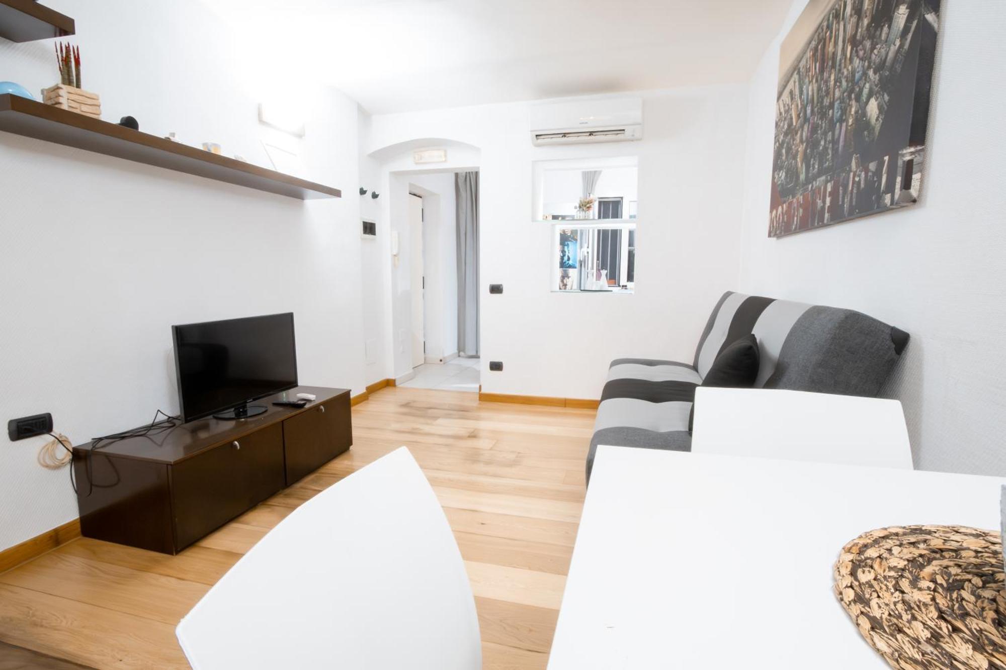 Sunrise Apartment Бари Экстерьер фото