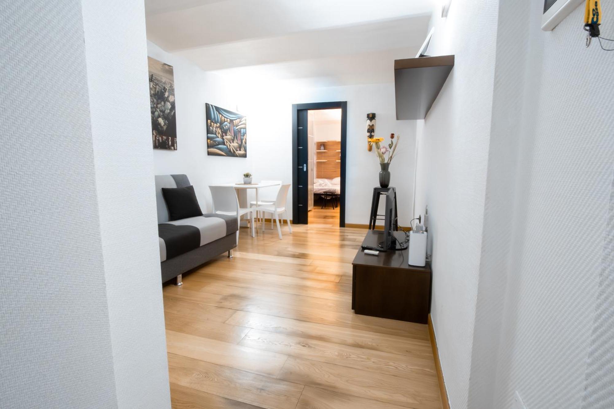 Sunrise Apartment Бари Экстерьер фото