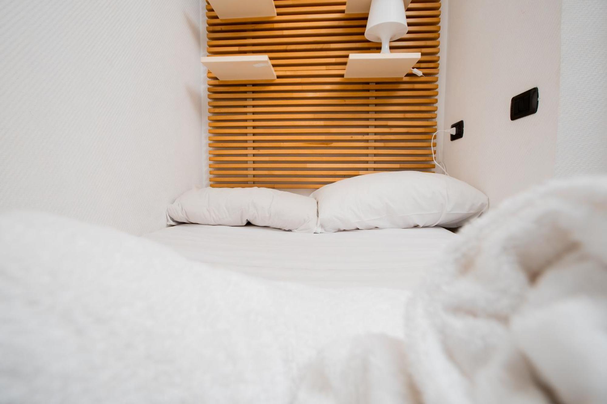 Sunrise Apartment Бари Экстерьер фото