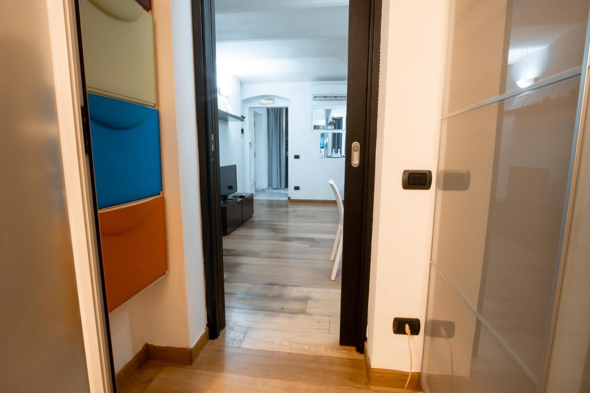 Sunrise Apartment Бари Экстерьер фото